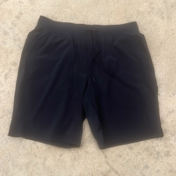 lululemon athletica Other - Lululemon Men's Classic Black Lined Training Shorts Men's Size XL